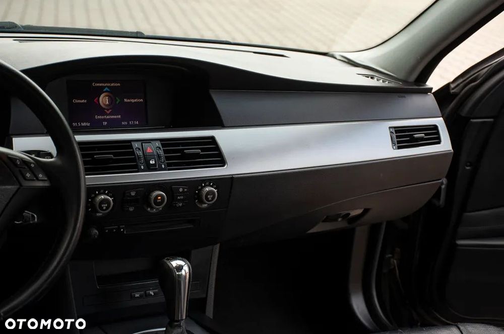 BMW Seria 5 - 23