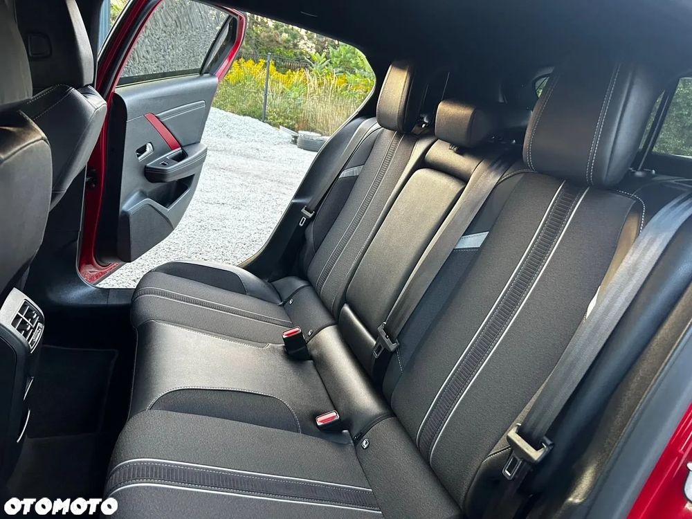 Opel Astra 1.6 T Plug-in Hybrid GS Line - 32