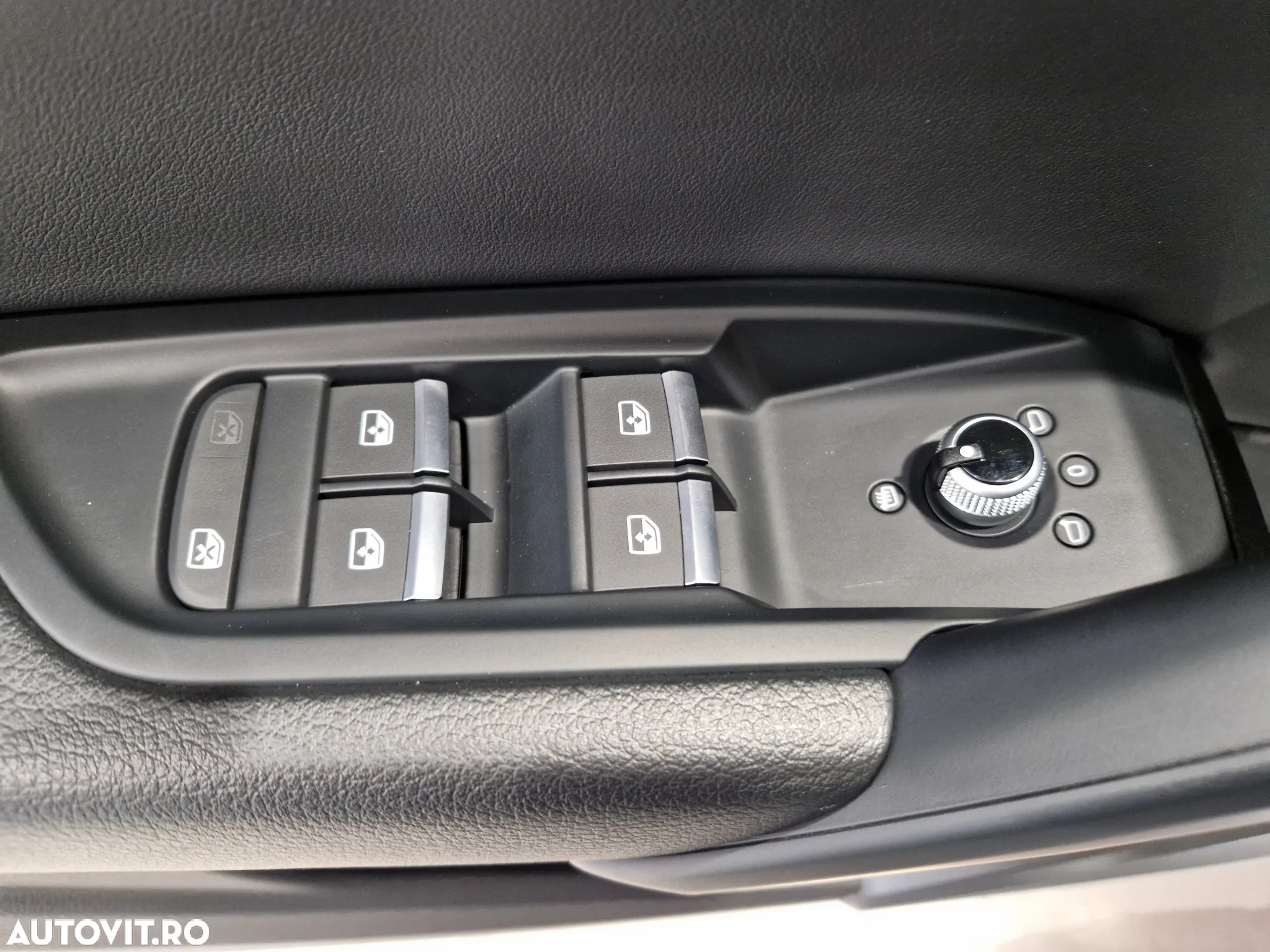 Audi Q5 55 TFSIe quattro S tronic S line - 15