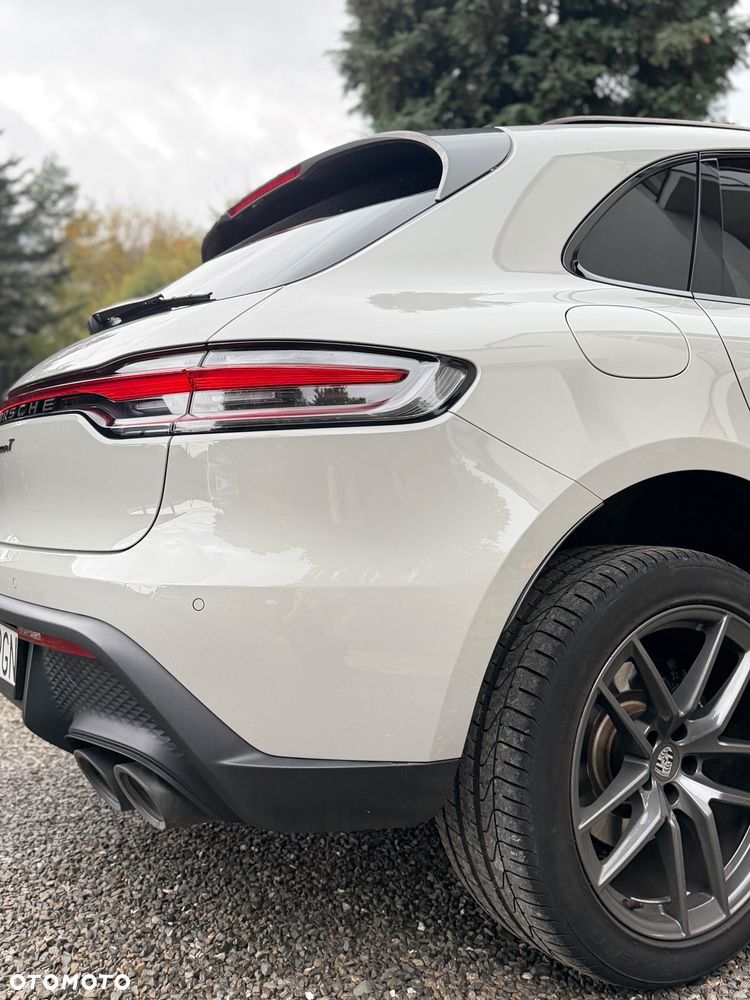 Porsche Macan T - 13