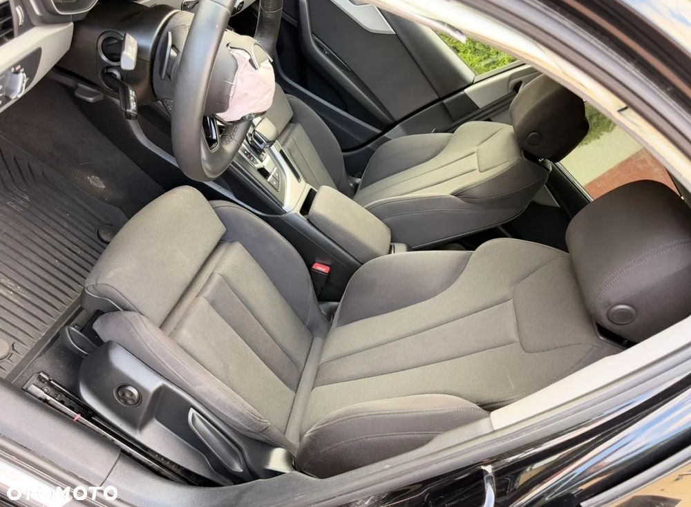 Audi A4 Limousine 40 TFSI quattro S tronic - 6