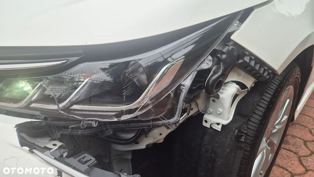 Toyota Corolla 1.8 Hybrid Comfort - 3