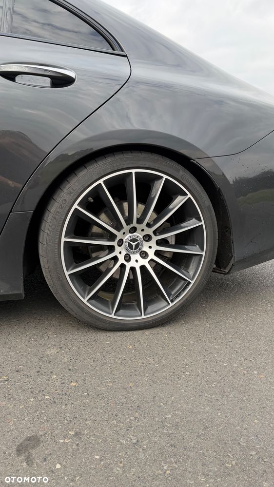 Mercedes-Benz CLS - 4