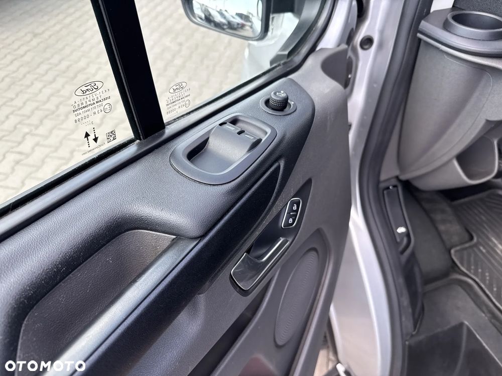 Ford Transit Custom Kombi 320 L2H2 Trend - 16