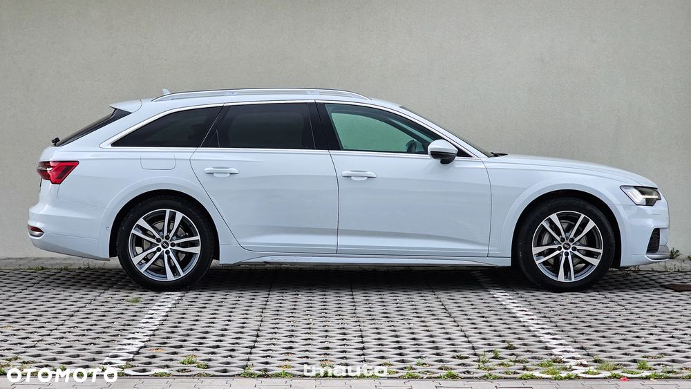 Audi A6 Allroad - 33