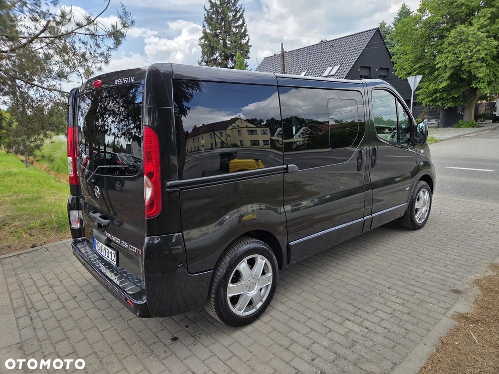 Opel Vivaro L1H1 Tour Cosmo - 10