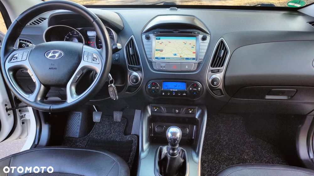 Hyundai ix35 blue 1.6 2WD Finale Gold - 10