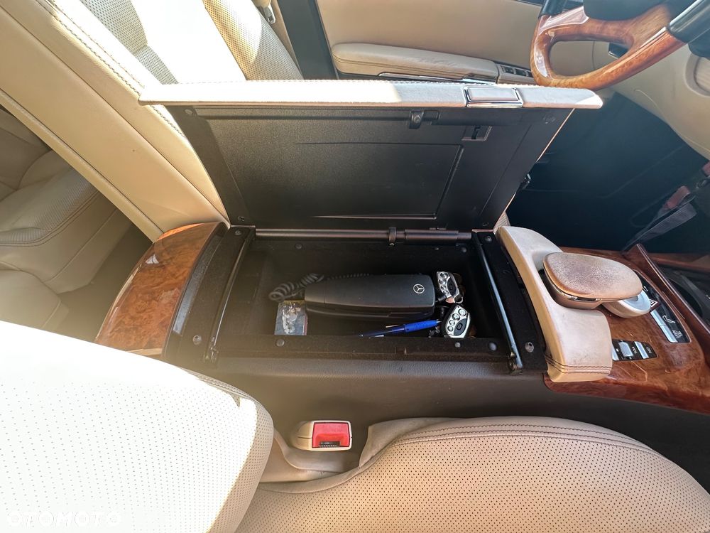 Mercedes-Benz Klasa S 350 (BlueTEC) d L 4Matic 7G-TRONIC - 31