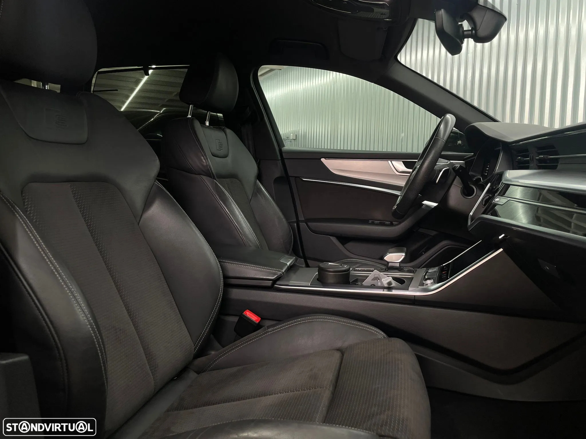 Audi A6 Avant 40 TDI quattro S tronic S line - 23