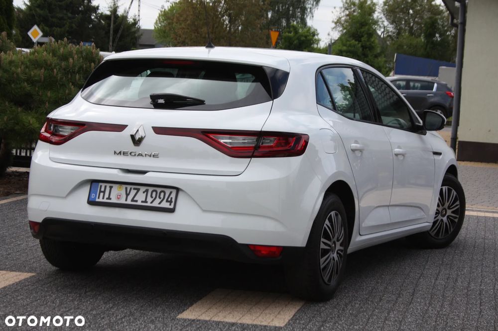 Renault Megane ENERGY TCe 100 LIMITED - 26