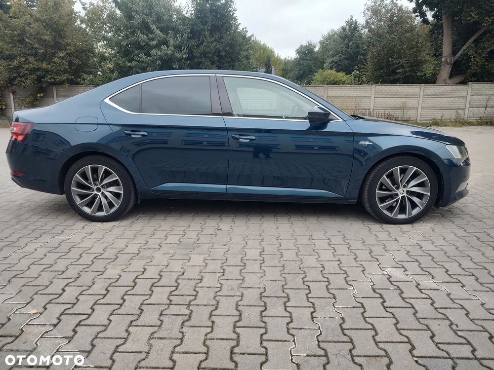 Skoda Superb 2.0 TDI 4x4 L&K DSG - 4