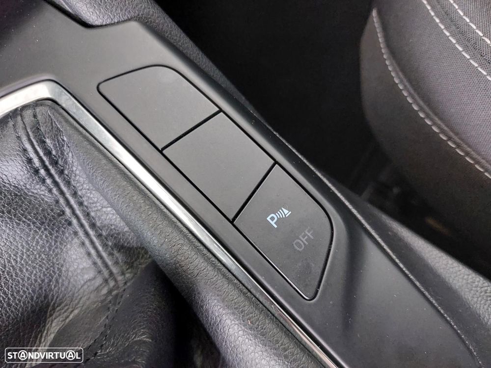 Ford Kuga 1.5 TDCi EcoBlue Titanium - 30