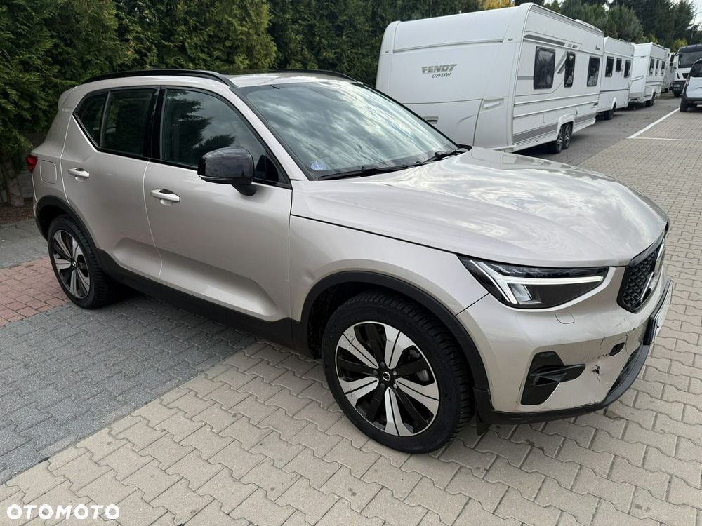 Volvo XC 40 - 4