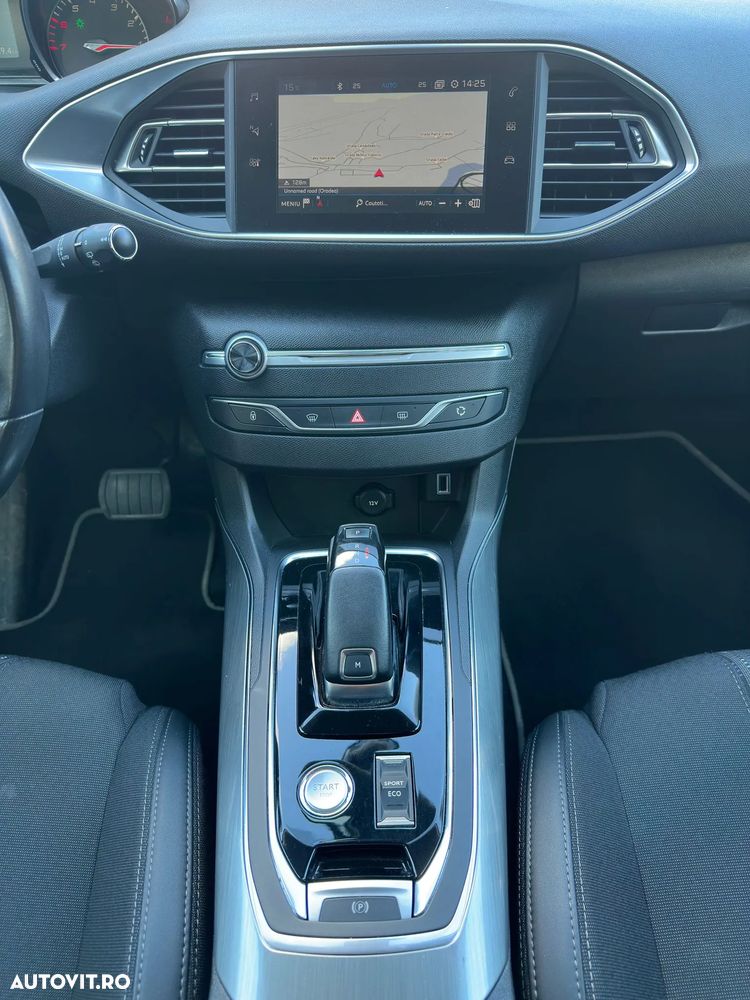 Peugeot 308 PureTech 130 GPF EAT8 Stop & Start Allure - 16