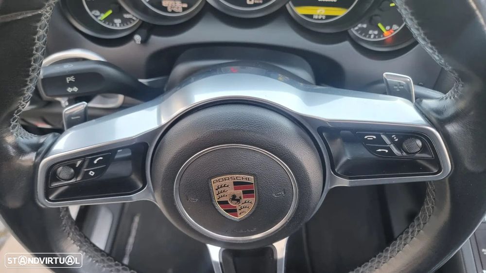 Porsche Cayenne S E-Hybrid - 18