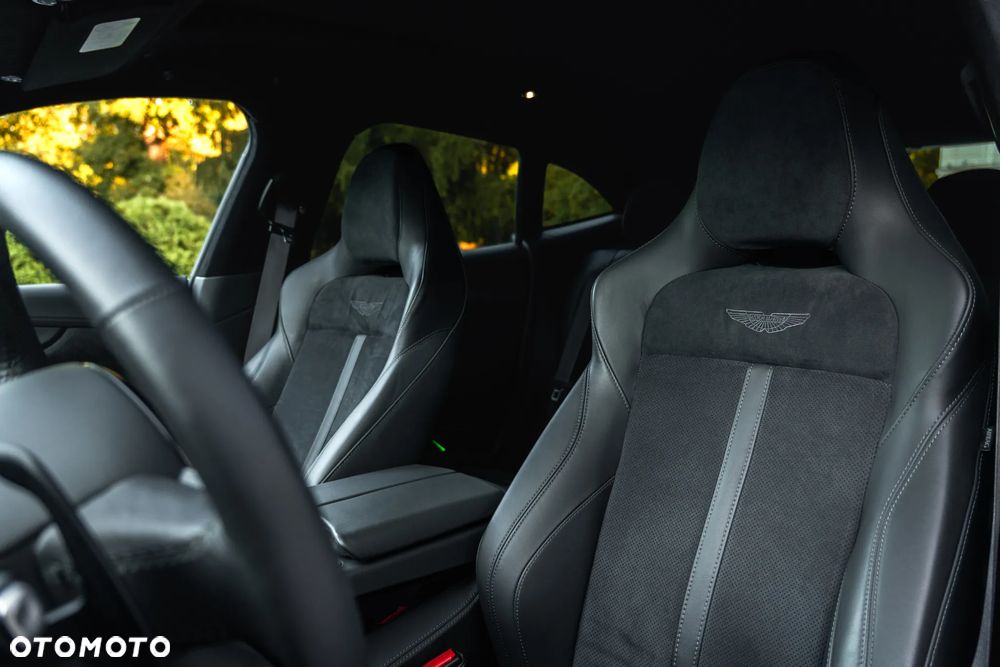 Aston Martin DBX707 - 28
