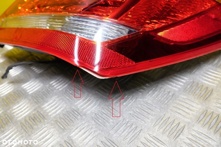 BUICK LACROSSE 2010-2013 LAMPA TYŁ PRAWA LED USA - 6