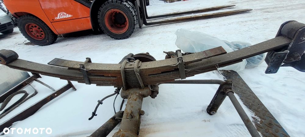 Iveco Daily 50c18 3,0HPI 14-21r resory 13 piór - 4