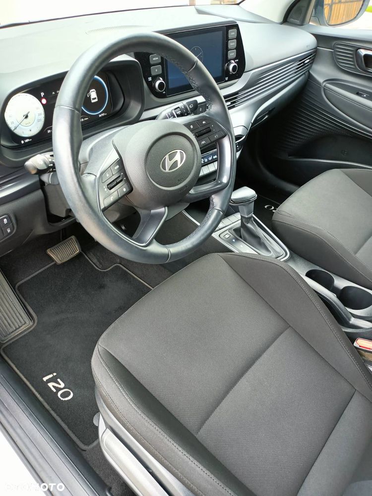 Hyundai i20 1.0 T-GDi Smart DCT - 12