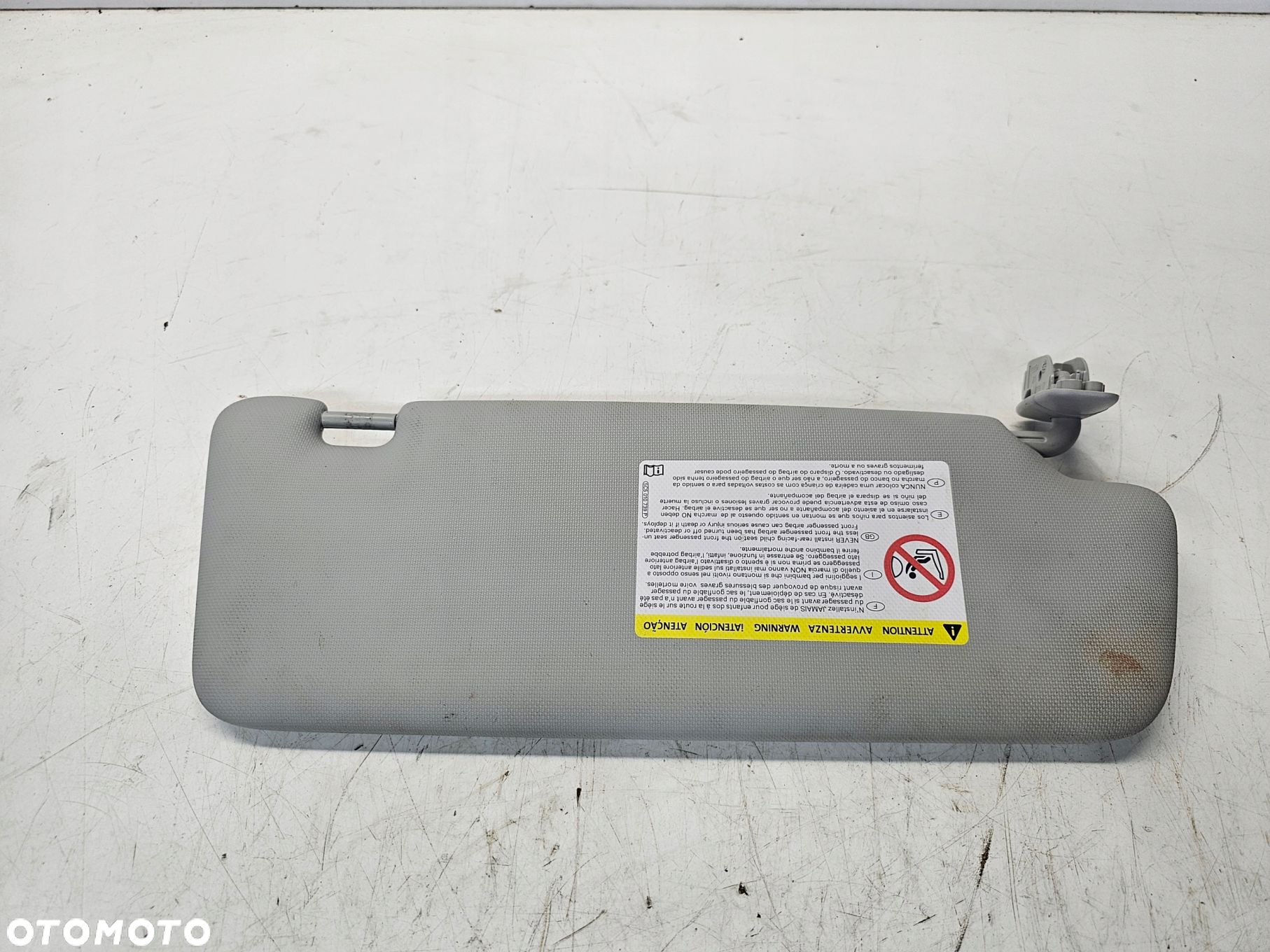 OSŁONA PRZECIWSŁONECZNA AUDI Q3 8U A3 8V A4 A5 8U1857551 FT9 - 2