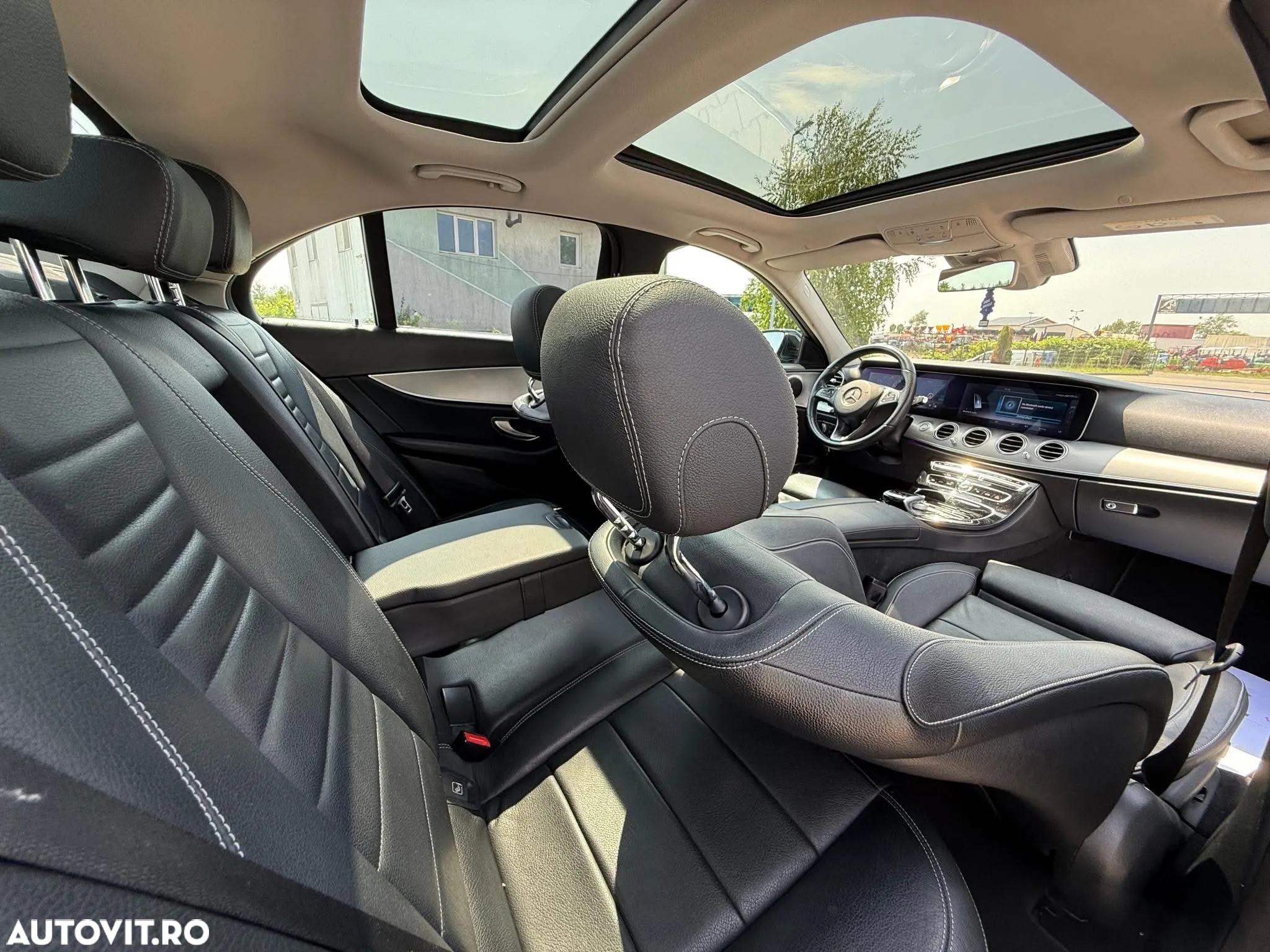 Mercedes-Benz E 220 d 4Matic T 9G-TRONIC Avantgarde - 8