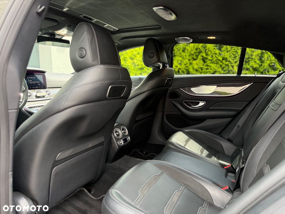 Mercedes-Benz AMG GT 53 4Matic+ Coupe Speedshift TCT 9G - 32