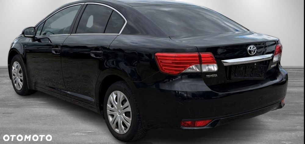 Toyota Avensis 1.6 Premium - 3