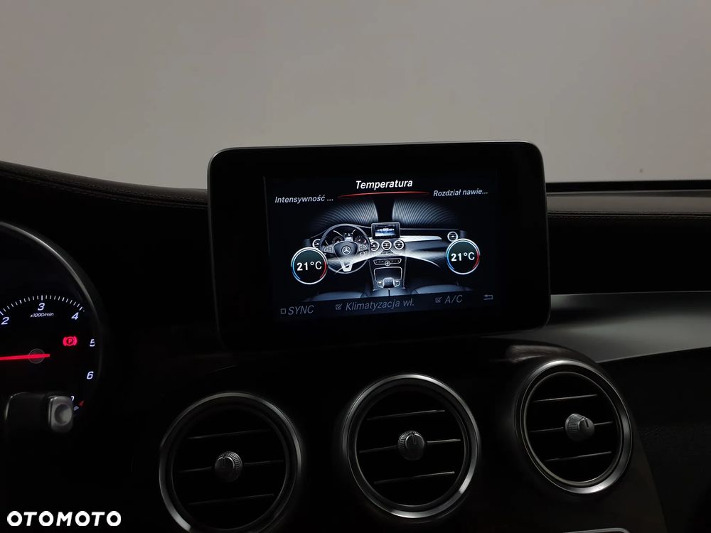 Mercedes-Benz GLC 220 d 4Matic 9G-TRONIC AMG Line - 19