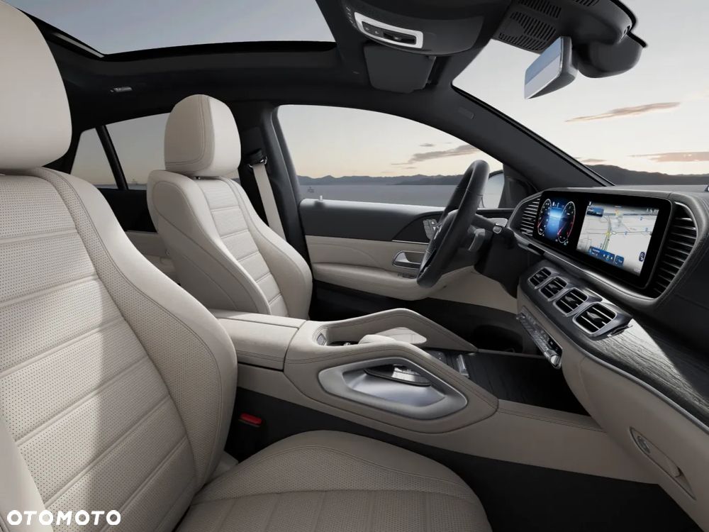 Mercedes-Benz GLE - 13