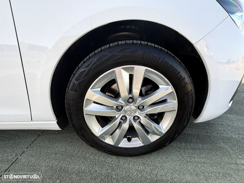 Peugeot 308 BlueHDi 130 Black Edition - 14