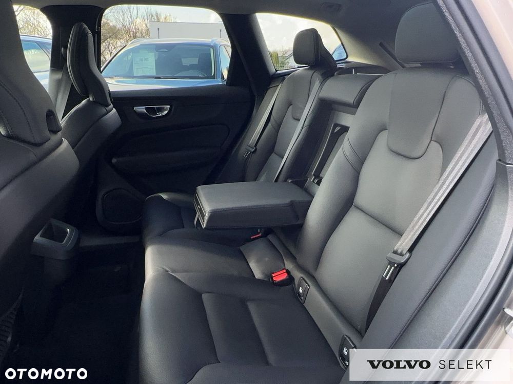 Volvo XC 60 - 18