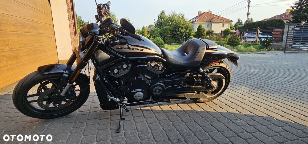 Harley-Davidson V-Rod Night Rod - 4