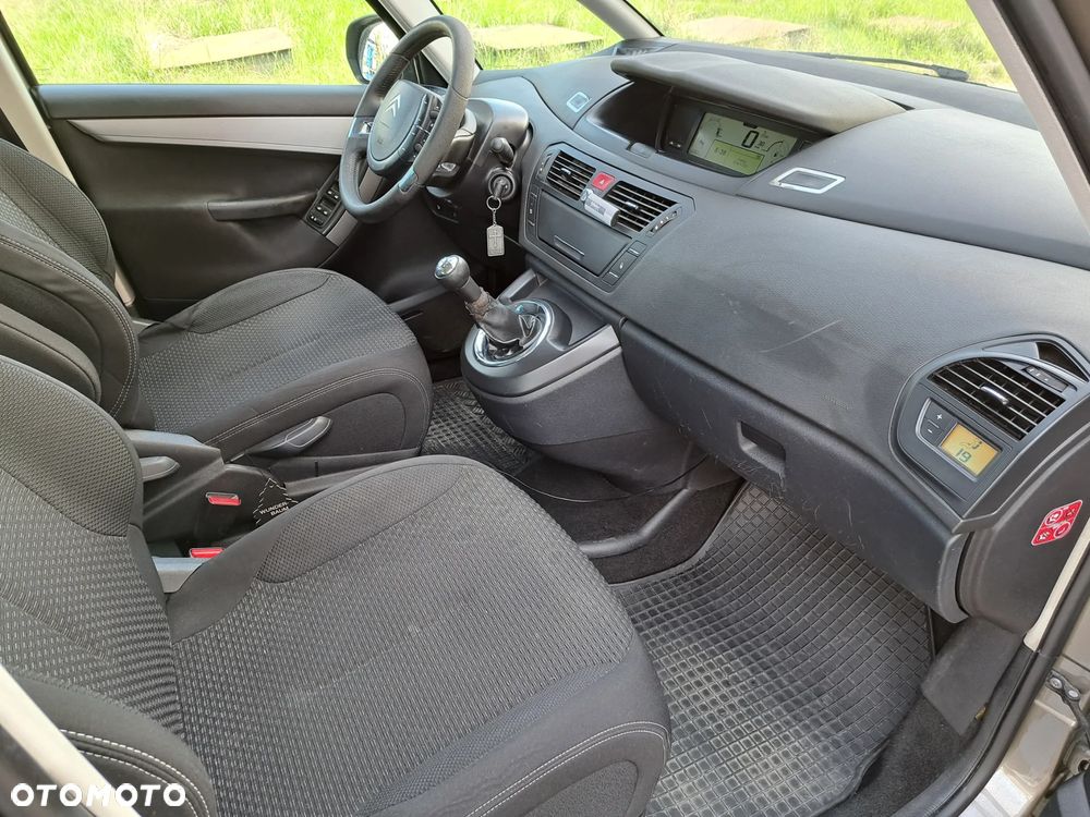 Citroën C4 Picasso - 13