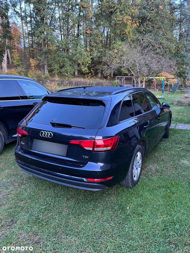 Audi A4 Avant 2.0 TDI - 9
