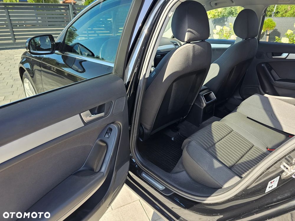 Audi A4 Avant 2.0 TDI DPF Attraction - 32