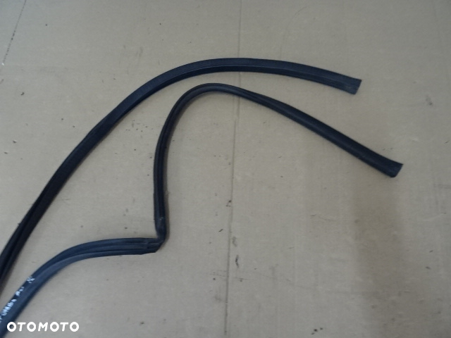USZCZELKA DACHU PRAWY TYŁ SMART FORTWO I CABRIO 98-03 NR166 - 6
