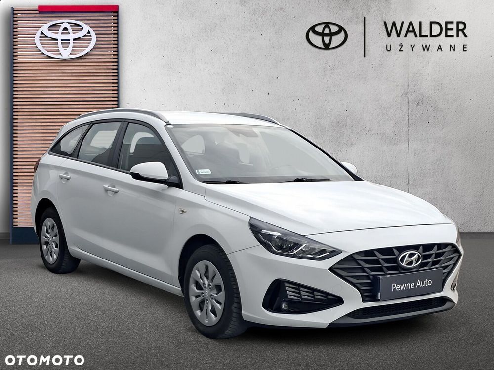 Hyundai i30 1.5 DPI Classic + - 8