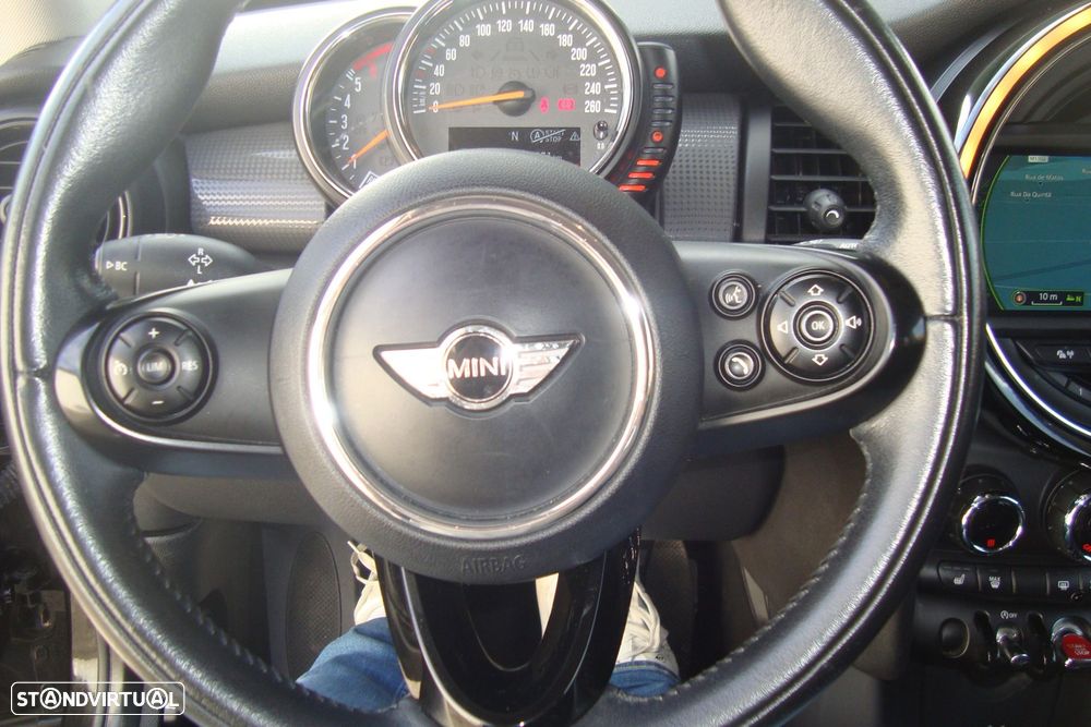MINI 3 Portas - 25