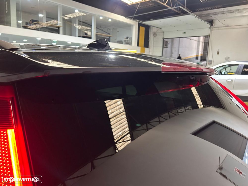 Volvo V60 2.0 D3 R-Design - 14