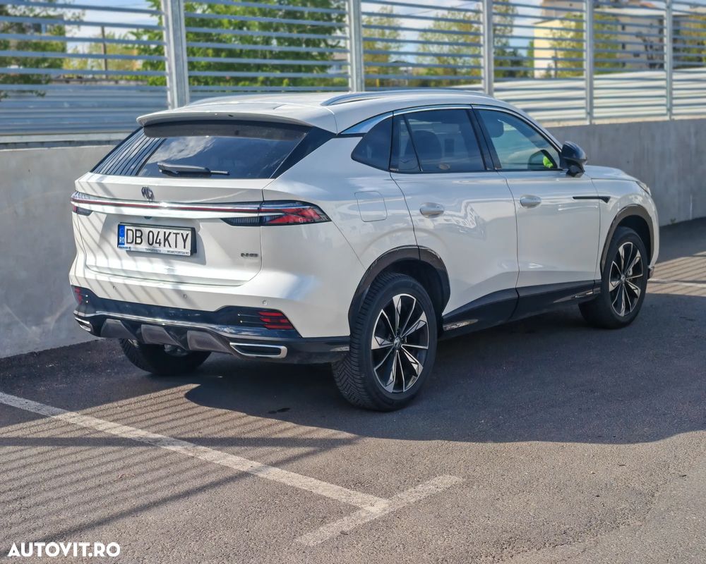 MG HS 1.5 T-GDi 7DCT Exclusive - 3