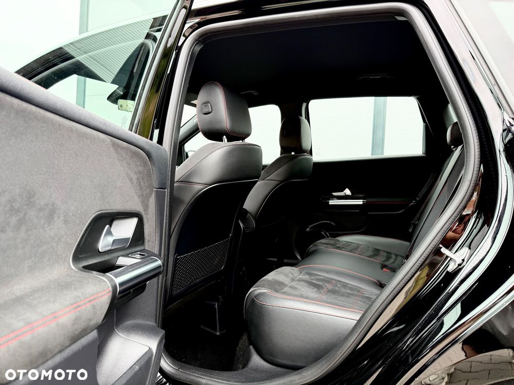 Mercedes-Benz Klasa B 200 d 8G-DCT AMG Line - 24