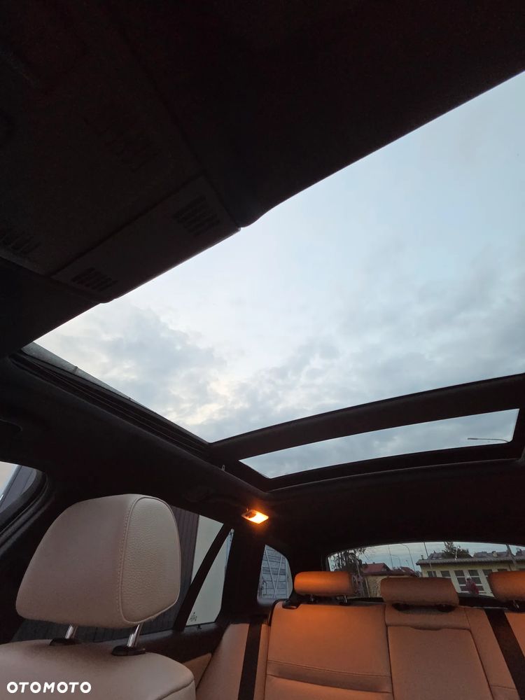 BMW Seria 3 318d - 16