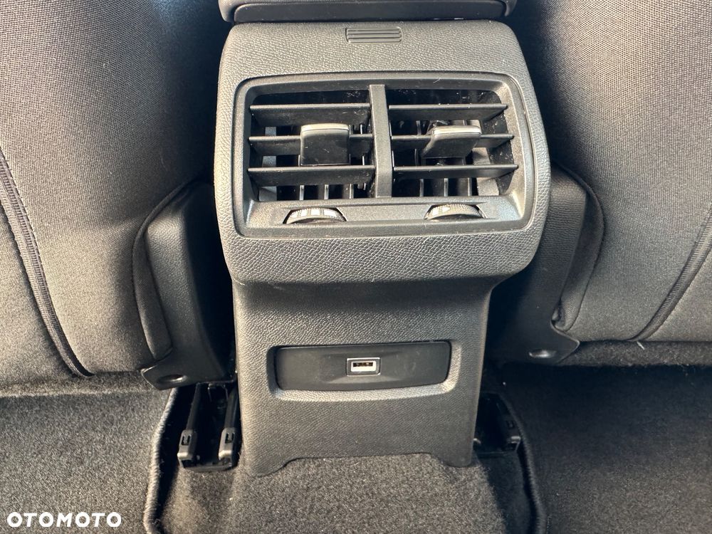 Citroën C4 1.2 PureTech Max S&S - 15
