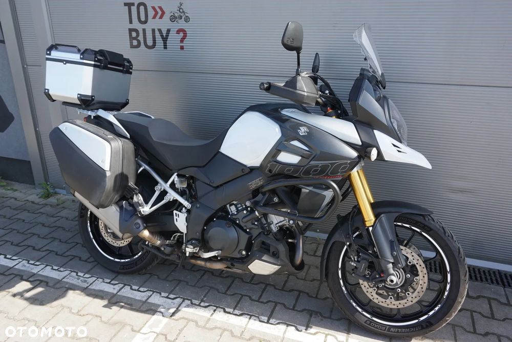 Suzuki V-STROM - 1