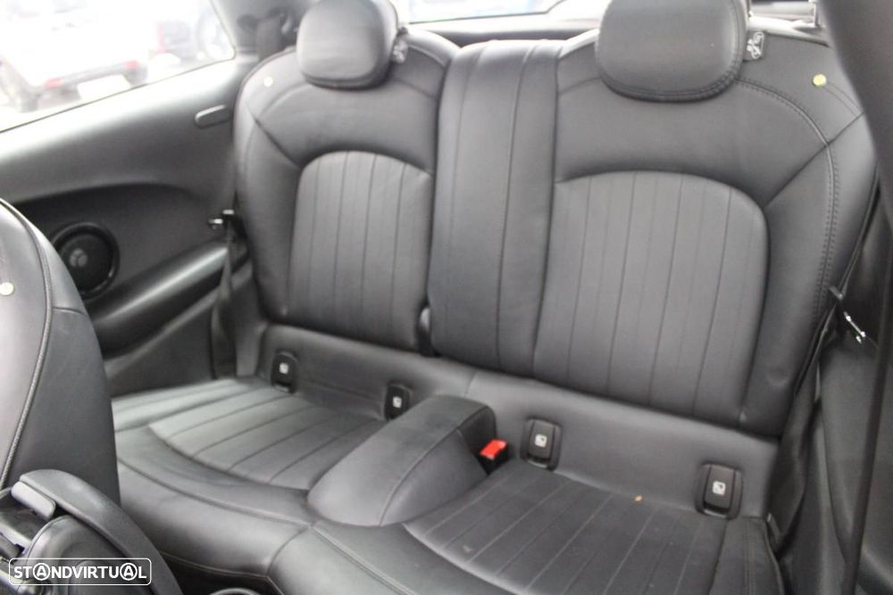 MINI 3 Portas Cooper SE Yours - 16