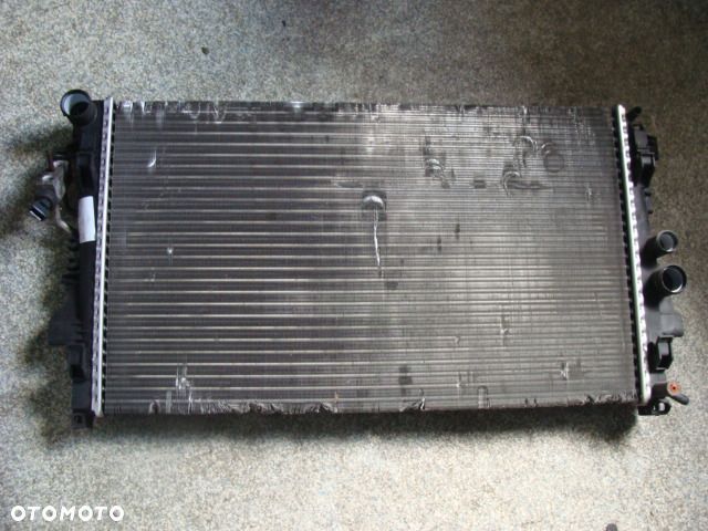 VITO 2.2 CDI W639 CHŁODNICA WODY KLIMATYZACJI - 1