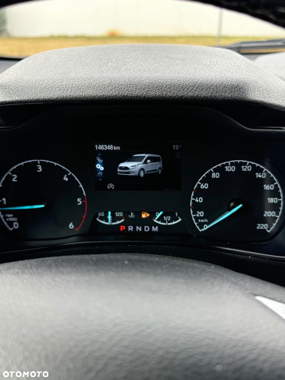 Ford Tourneo Connect Grand - 15