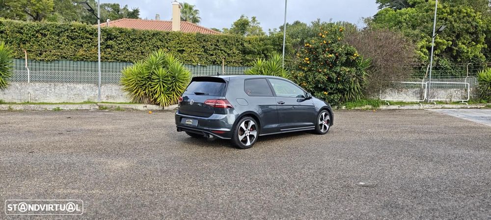 VW Golf 2.0 TSi GTi - 17
