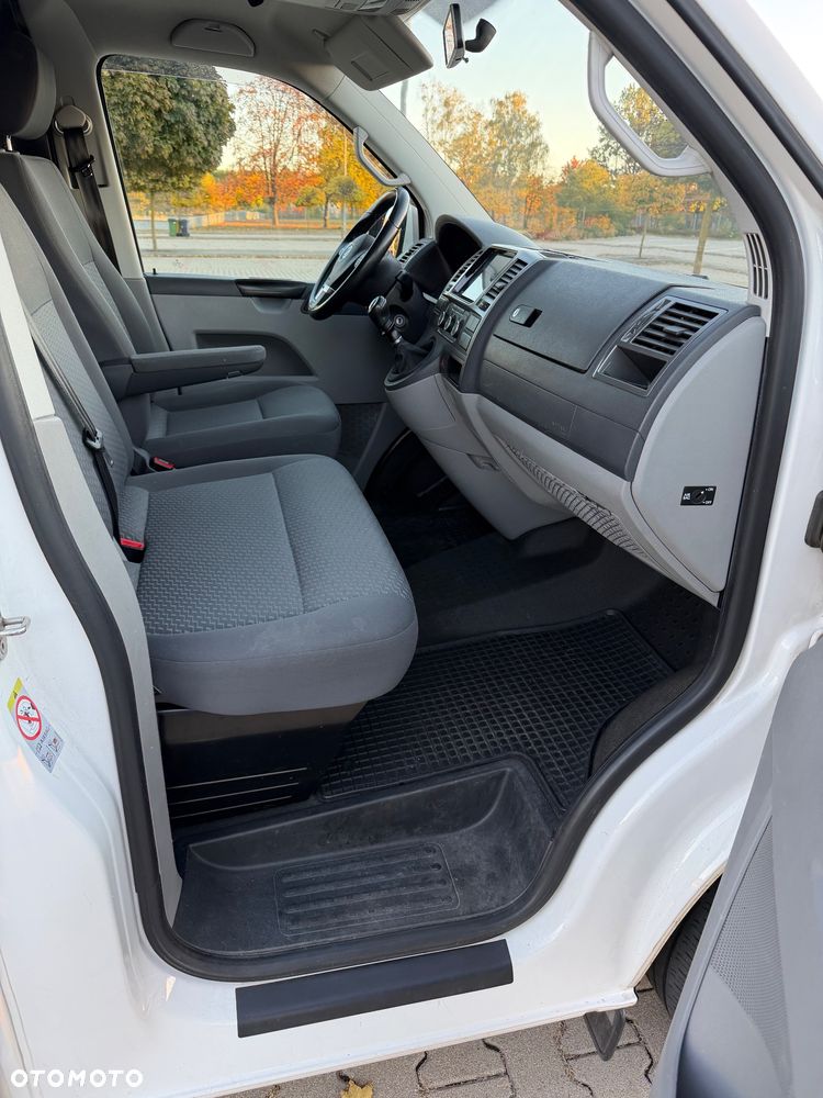 Volkswagen Transporter - 16