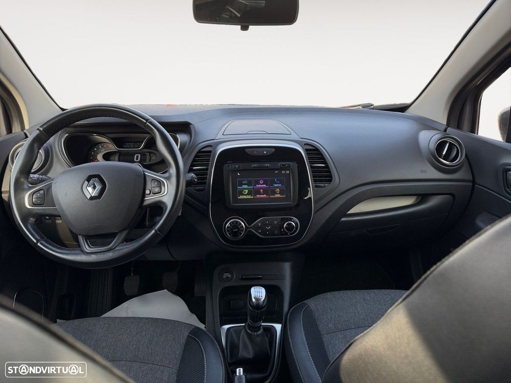 Renault Captur 1.2 TCe Initiale Paris - 10
